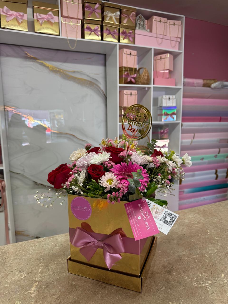 Caja con flores grande